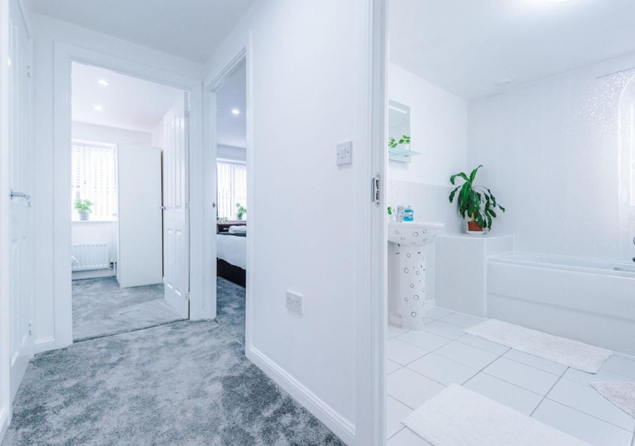 Luxury 3 Bedroom House Close To Manchester Center Екстер'єр фото