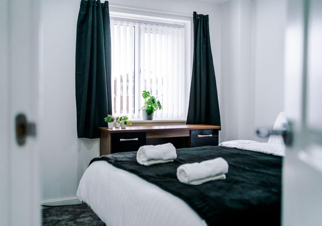Luxury 3 Bedroom House Close To Manchester Center Екстер'єр фото